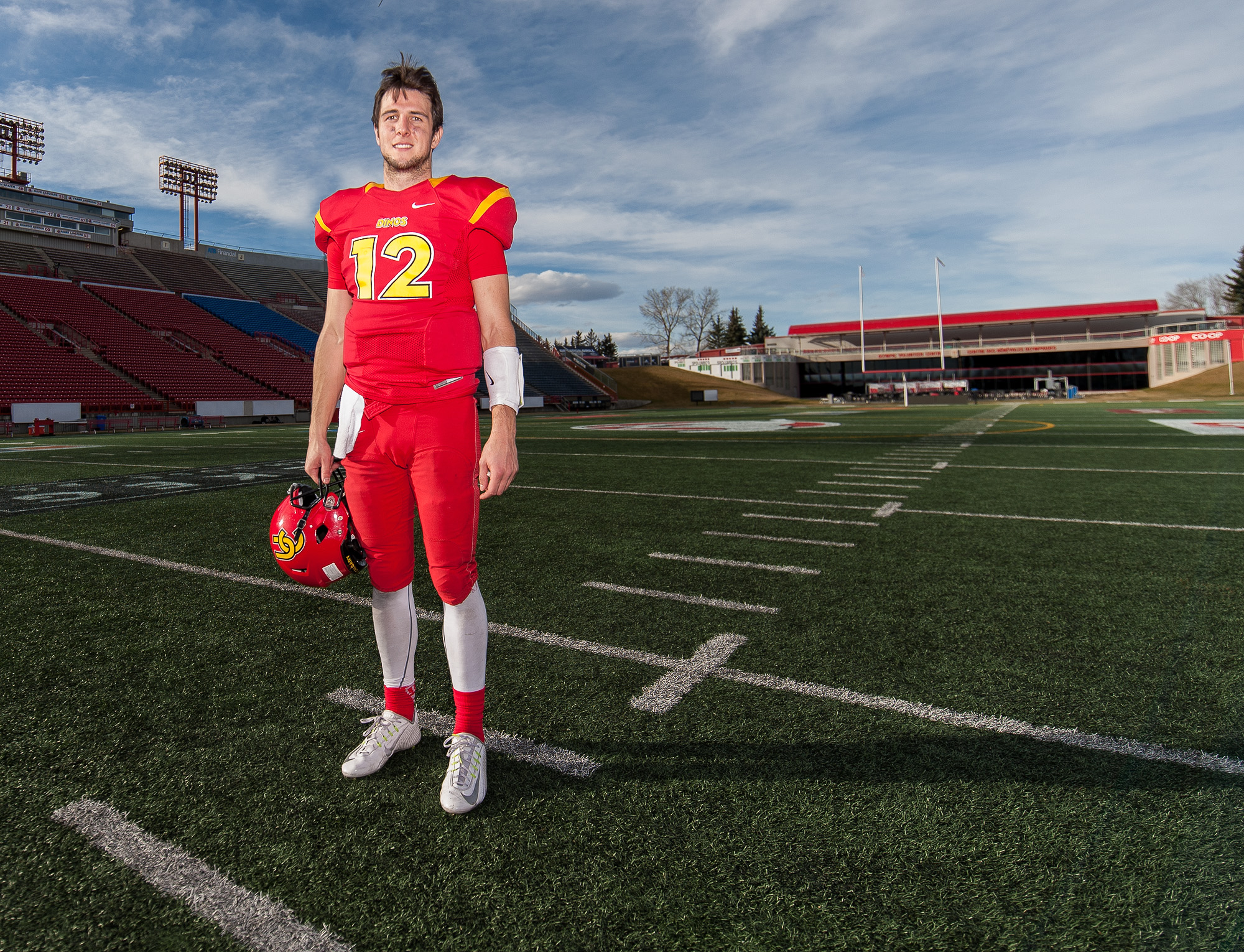 University of Calgary Dinos quarterback Adam Sinagra is off to the Hardy Cup Finals after a dominating performance against the University of Saskatchewan Huskies during football action at McMahon Stadium in Calgary on Saturday, Nov. 5, 2016. The Dinos finished the semifinal game 47-17 with Sinagra throwing three touchdowns and 271 yards. (Photo by Maxwell Mawji/ www.CaptureCandy.com)