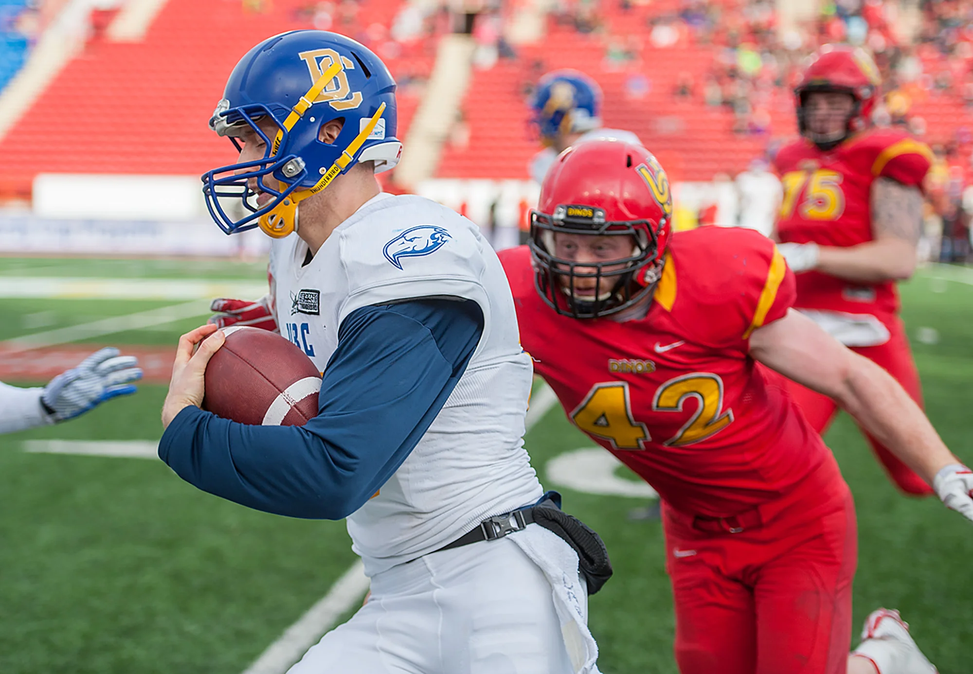 20161112 U of C vs UBC Hardy Cup 2016 Mawji 3256.jpg