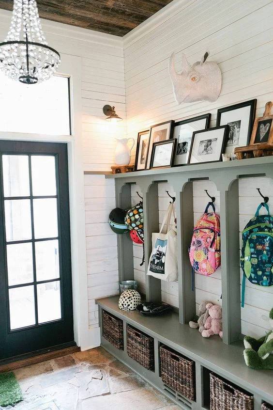 Family friendly inspiration from StyleMePretty.