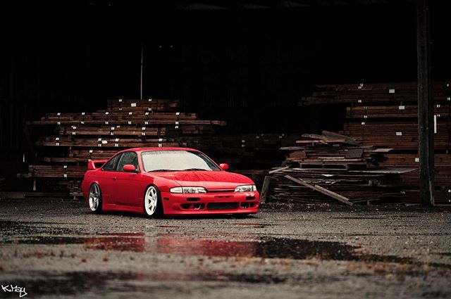 This will always be one of my favorite red cars @bizenniboi