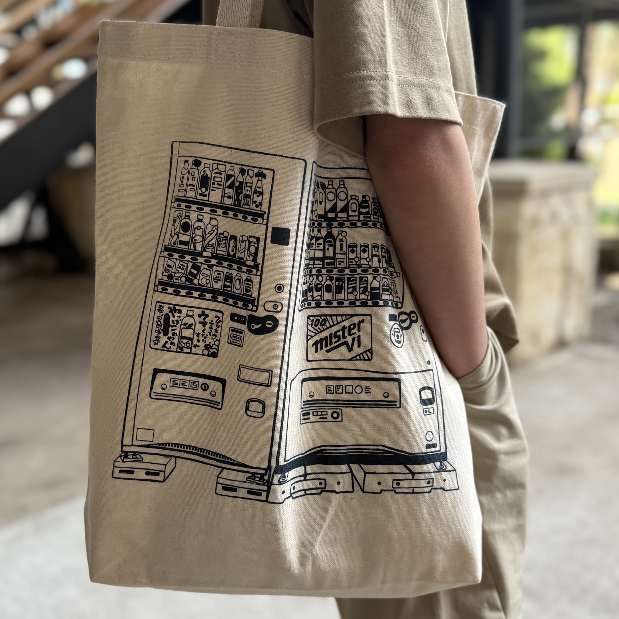 vending tote.jpg