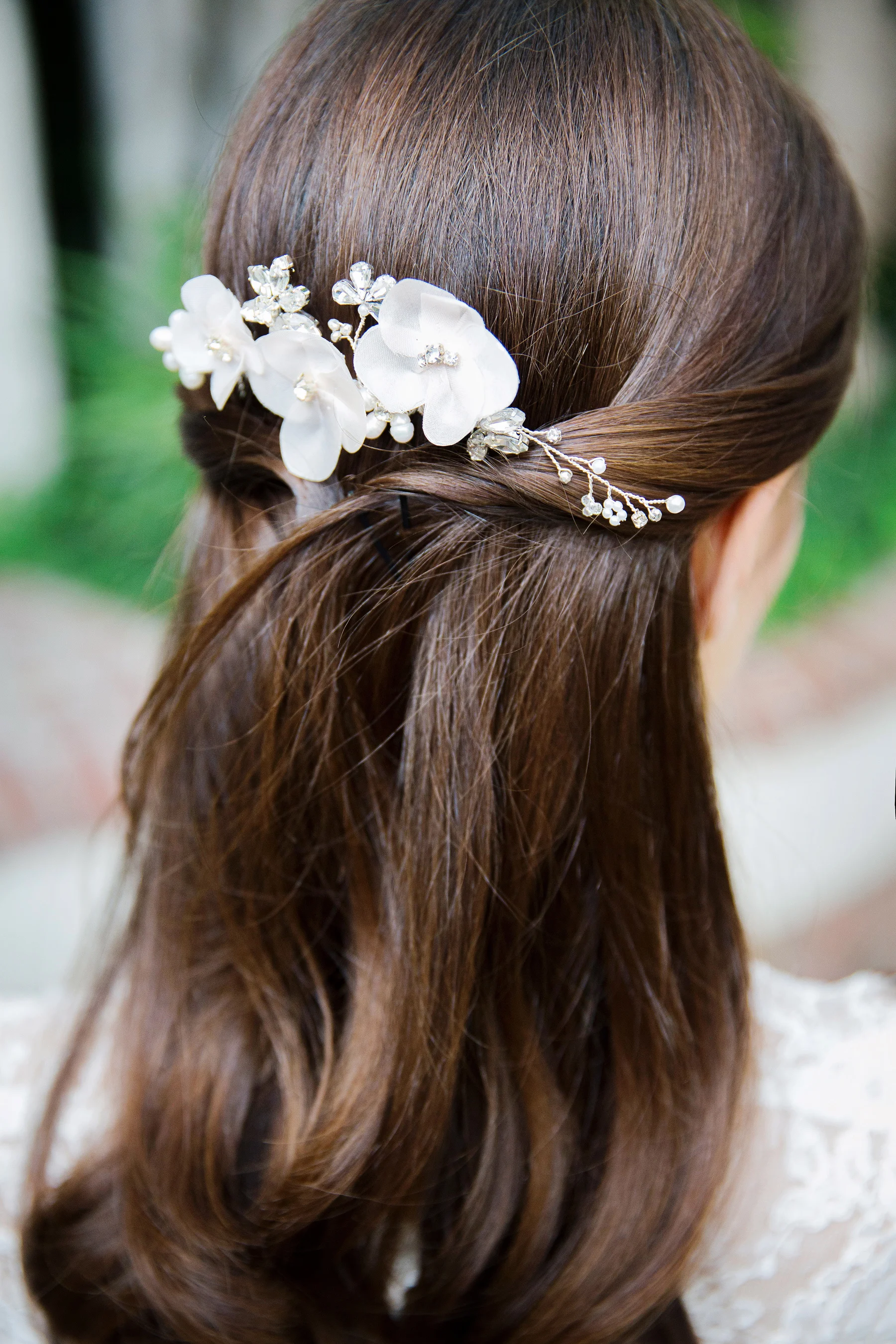 454 three flower blush organza comb
