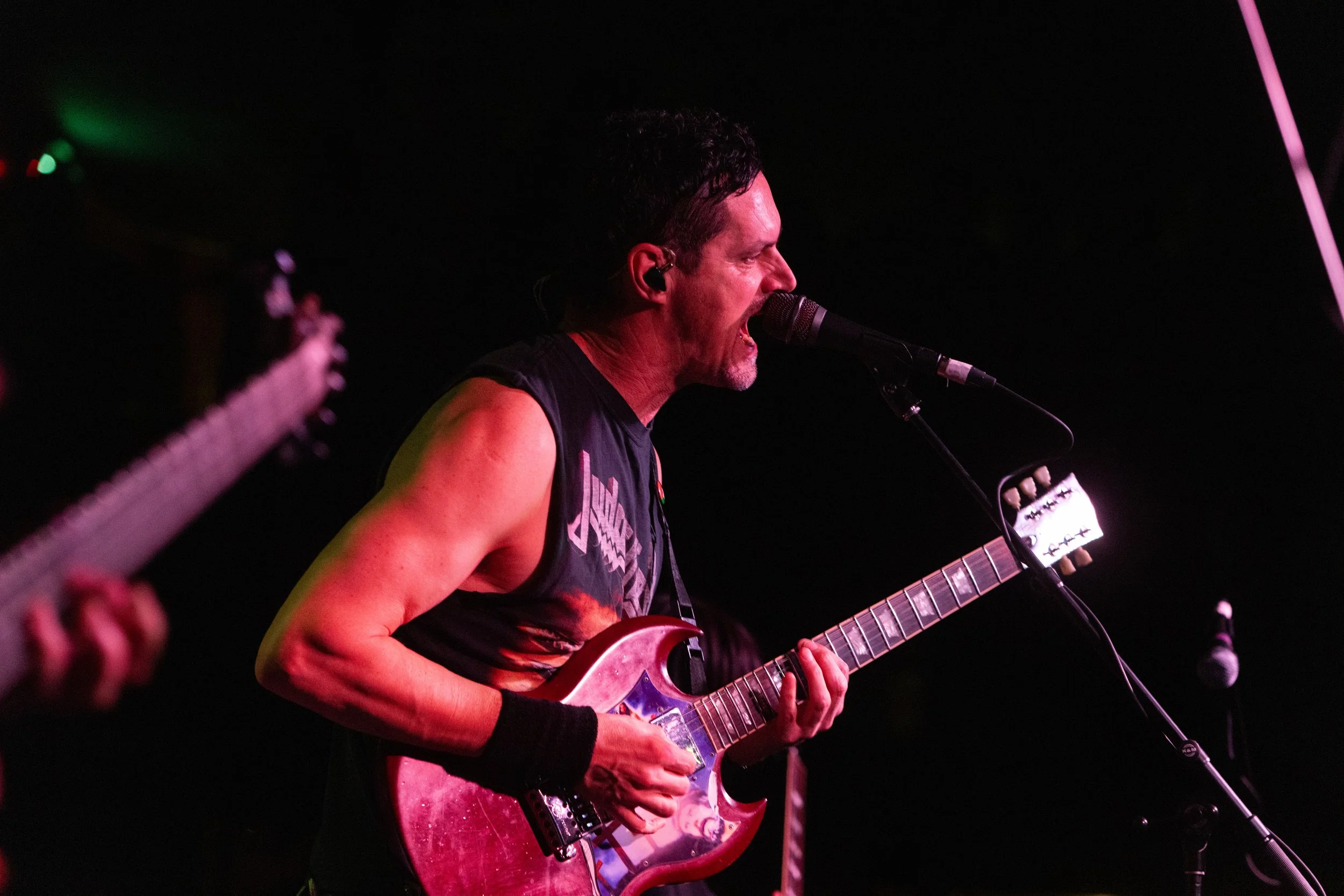 Live -1-8.jpg
