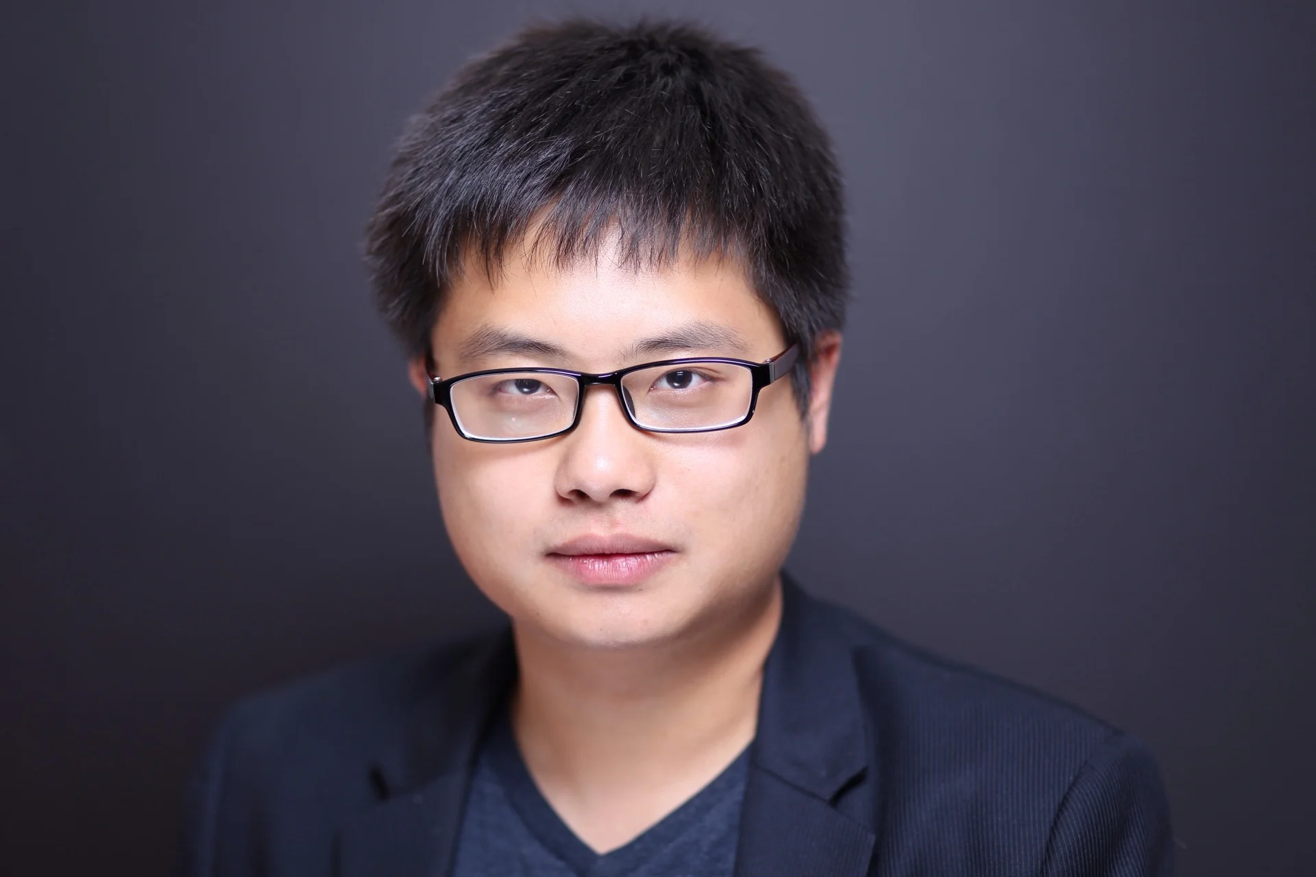 Neil Headshot.jpg