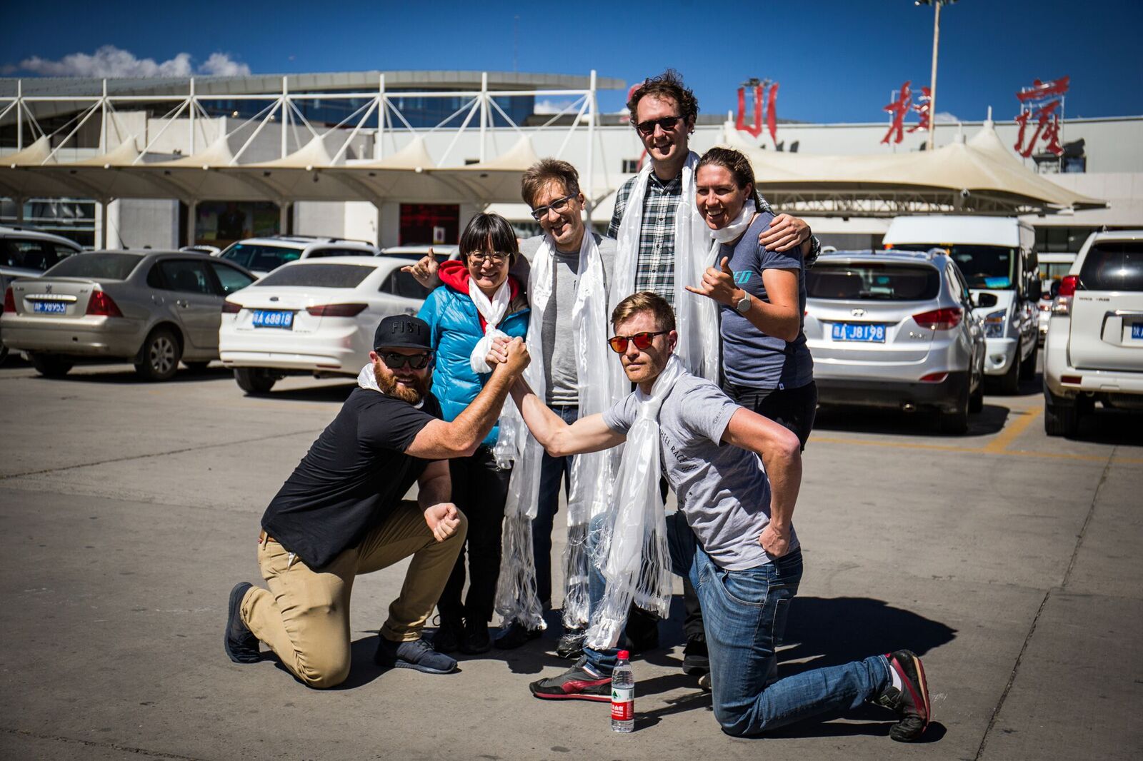 L - R: Tim, photographer; Liman, guide from Serk Cycling; Shannon, guide from Serk Cycling; Andy (kneeling), rider from CyclingTips; me, videographer; and Matilda, rider from Specialized.