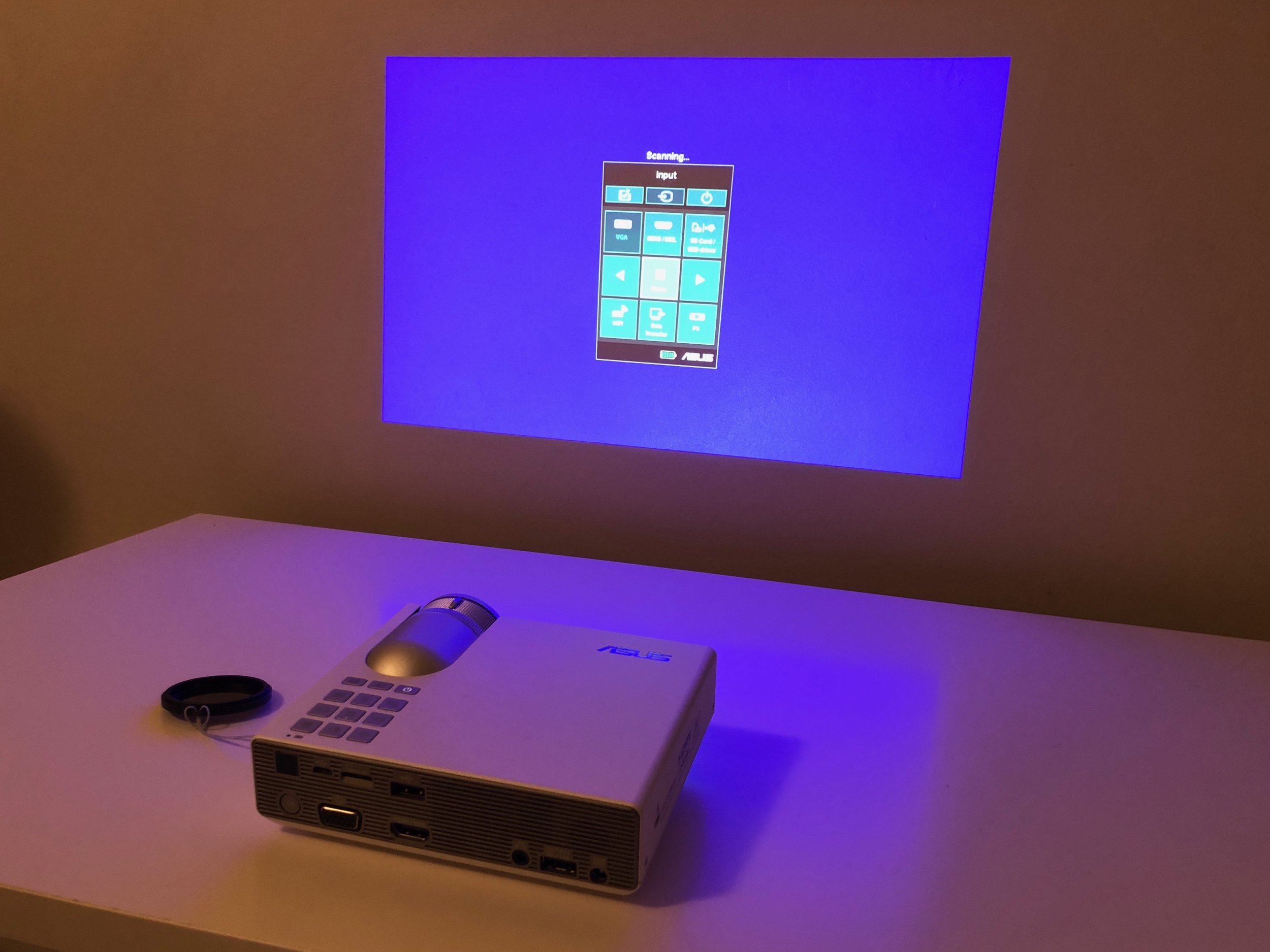 projector3.jpg