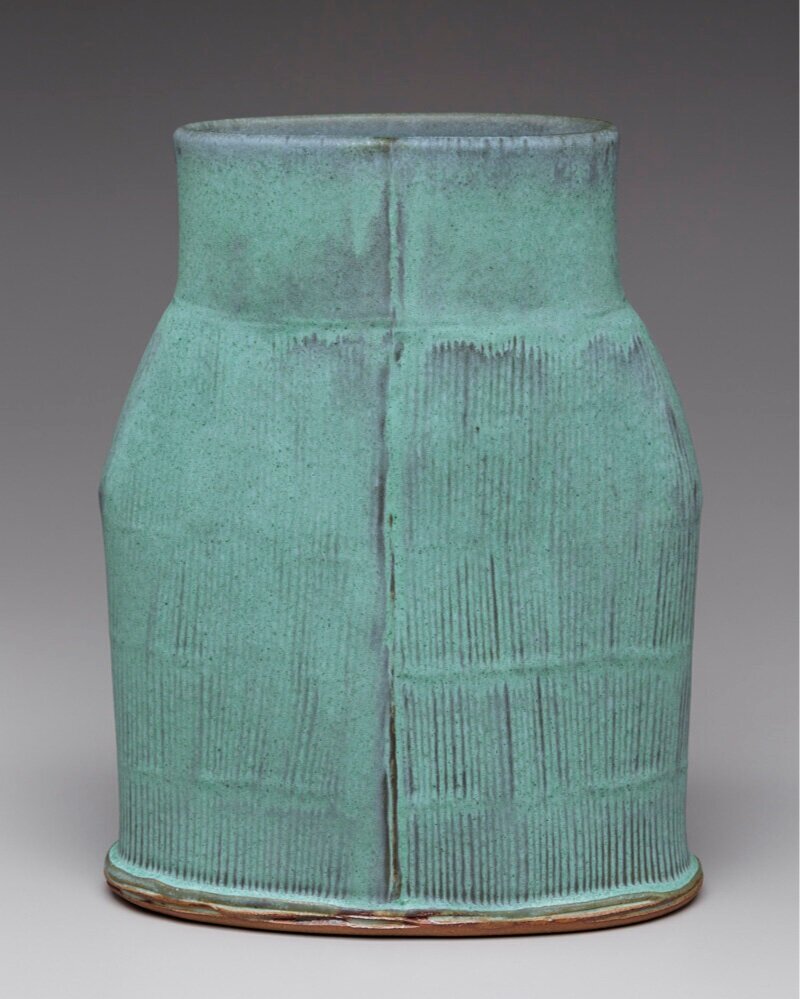 Collared+Vase%5B1%5D.jpg