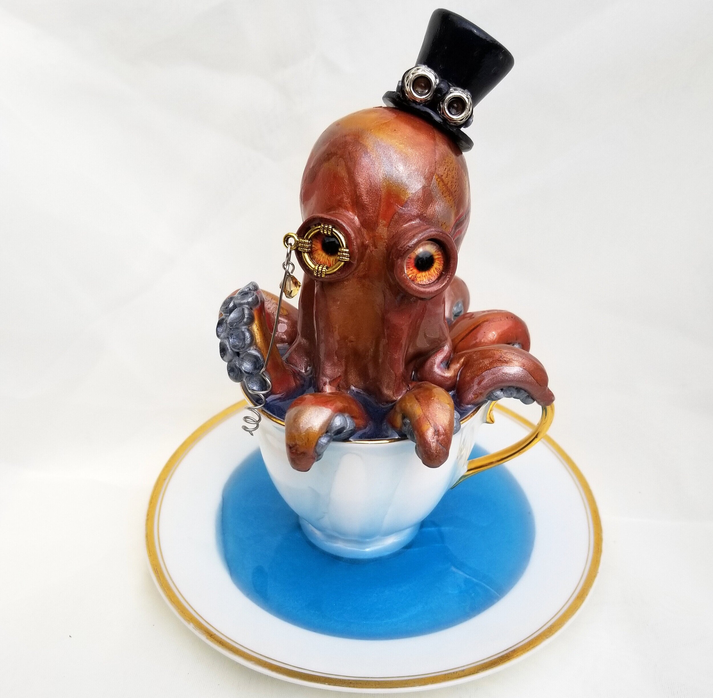MMorrison_teacup_octopus%5B1%5D.jpg