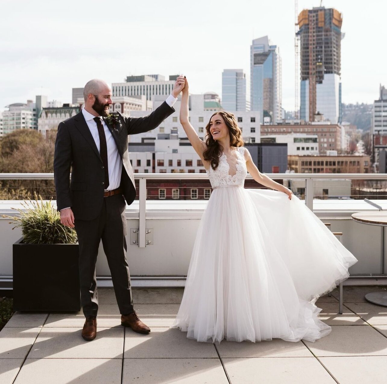 &mdash;&mdash;⁠
glam: @_beautybyshawna
venue: @urbanstudiopdx
hotel: @hamptonpearl
photo: @rachelbrookstein
catering: @pearlcateringpdx @fatcupcakeor
&mdash;&mdash;⁠
#oregonmakeupartist  #oregonbride  #oregonwedding  #pdxmua  #asianmakeupartist  #por