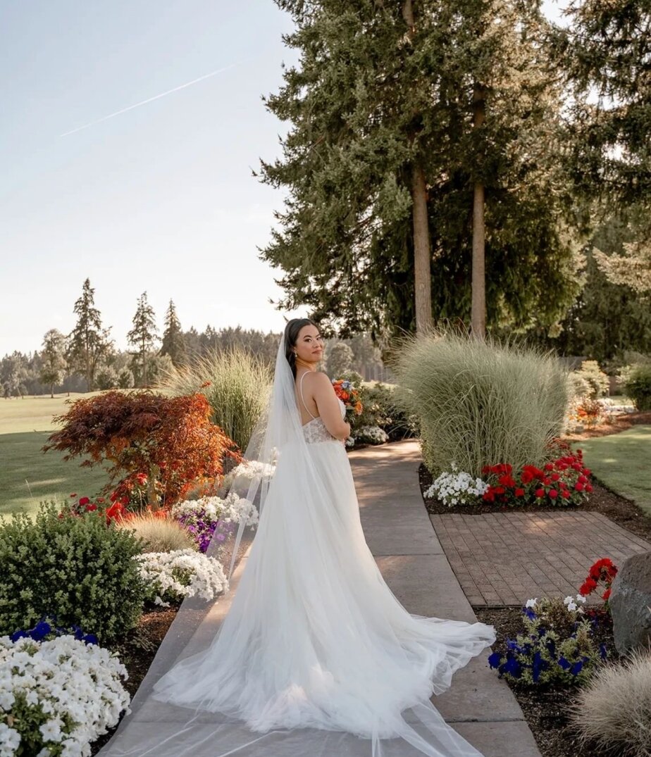 &mdash;&mdash;
glam: @_beautybyshawna
venue: @reserveweddings
photo: @maia.f_creations
&mdash;&mdash;
#bridalmakeup #weddingmakeup #weddingmakeupartist #bridalmua #weddingmua #asianmakeupartist #portlandmakeupartist #pdxmua #portlandmua #portlandbeau