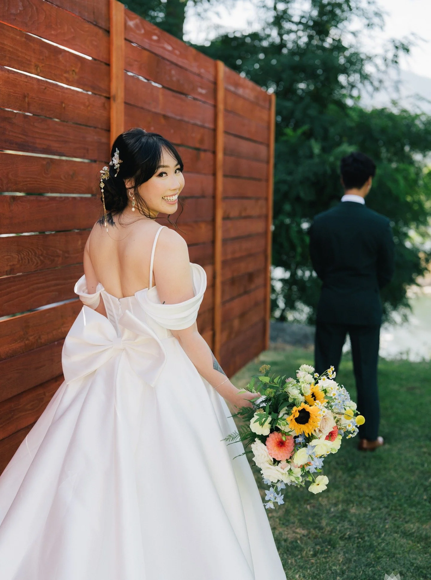 the sweetest bride ˚ʚ♡ɞ˚

Photographer: @camwedding
Venue: @the_locks_venue
DJ: @abeataboveentertainment
Wedding Coordinator: @jaime.ta
Florals: @bloomsburypnw
Catering: @cherylson12th
Live Band: @duo_con_brio
Makeup: @_beautybyshawna
Hair: @soyounmo