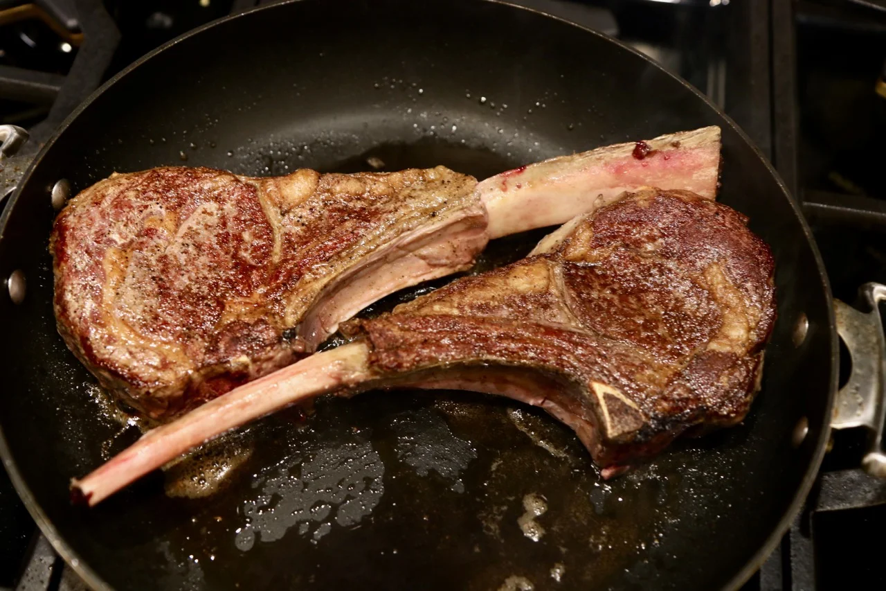RandallLineback.Tomahawk.jpg