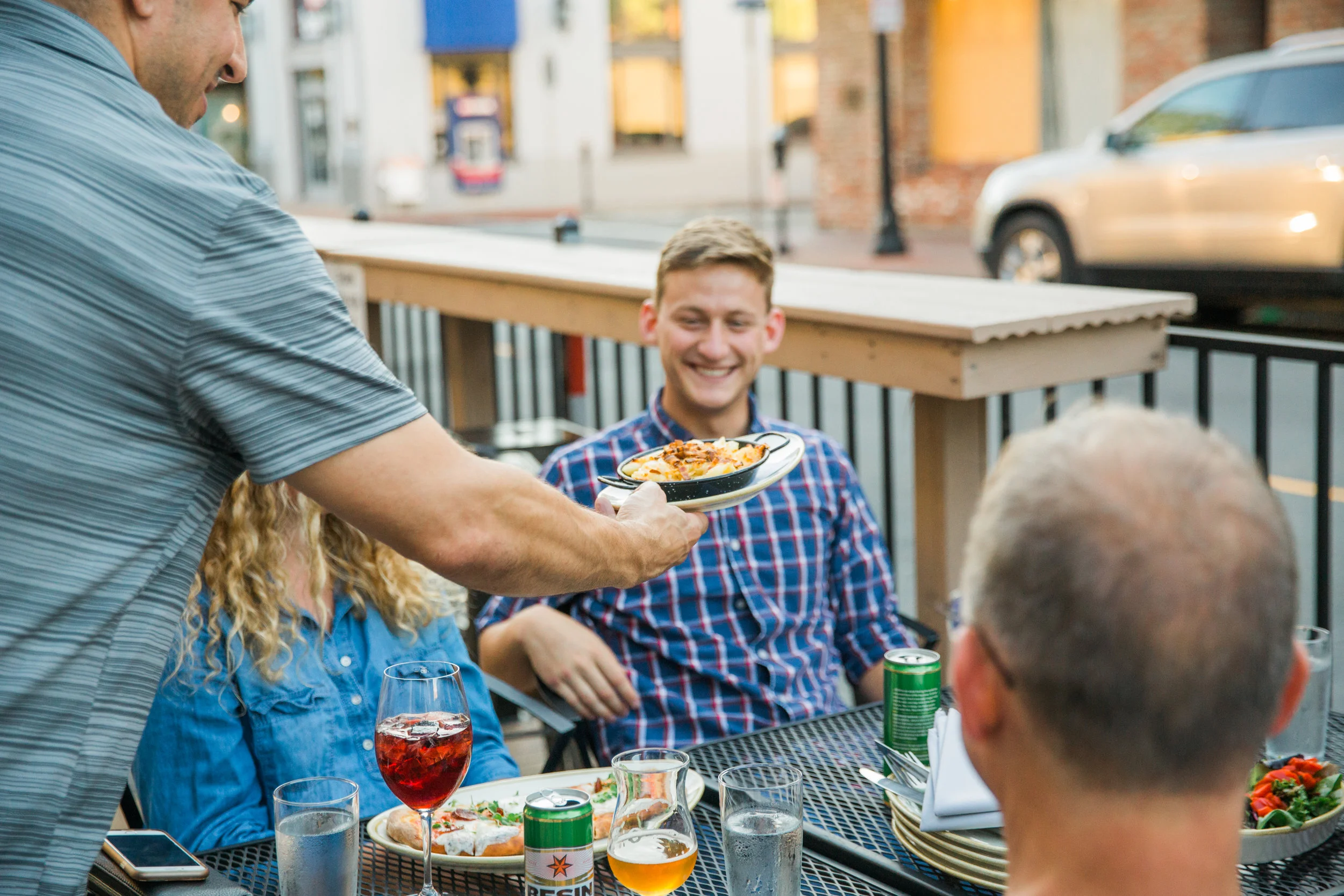 MTZDowntown_friday_night_6_23_201732.jpg