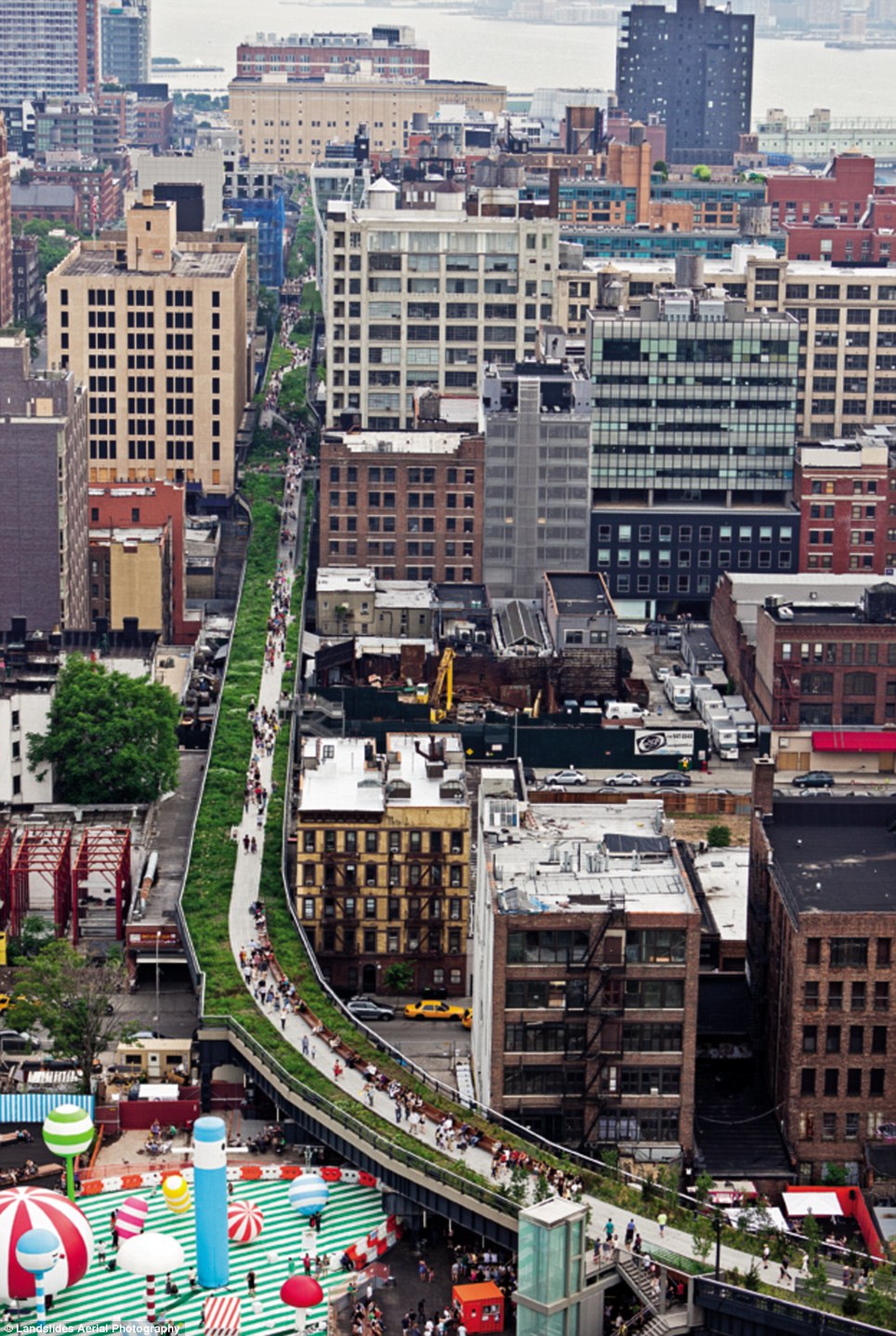    #4 The High Line, a 1.45 mile in-line park in Manhattan built on an old railroad track   