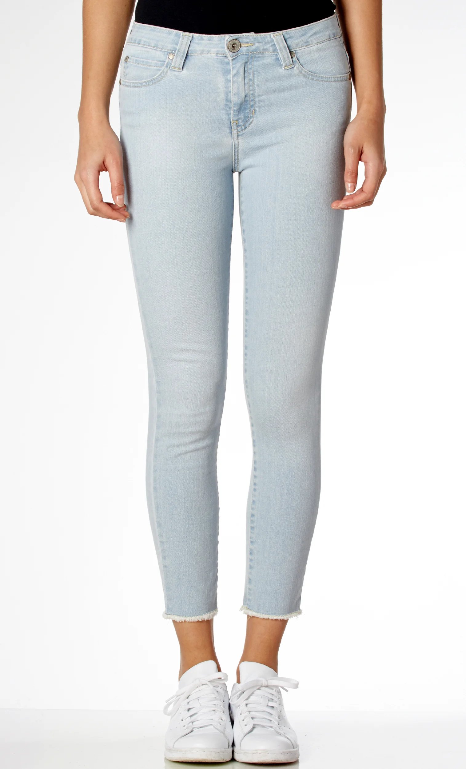 Katy-Denim-Blue-D195-1.jpg
