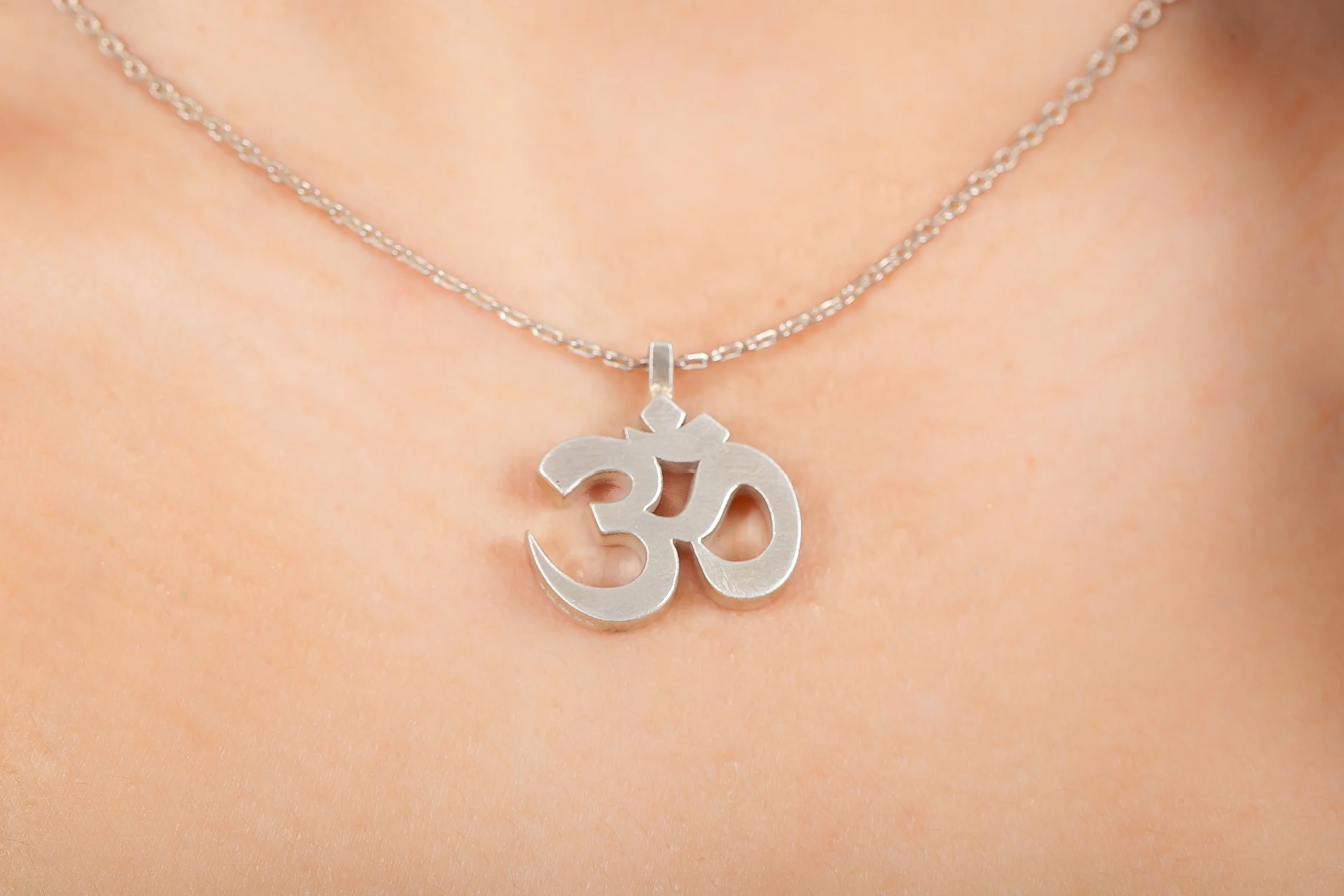 Aum Pendant1.jpg