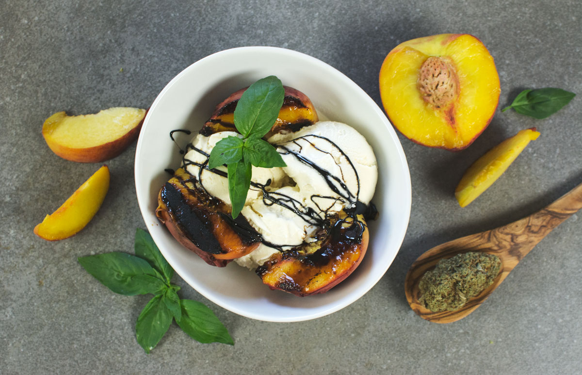 peach-icecream-1-inyo-jun2017-1200px.jpg