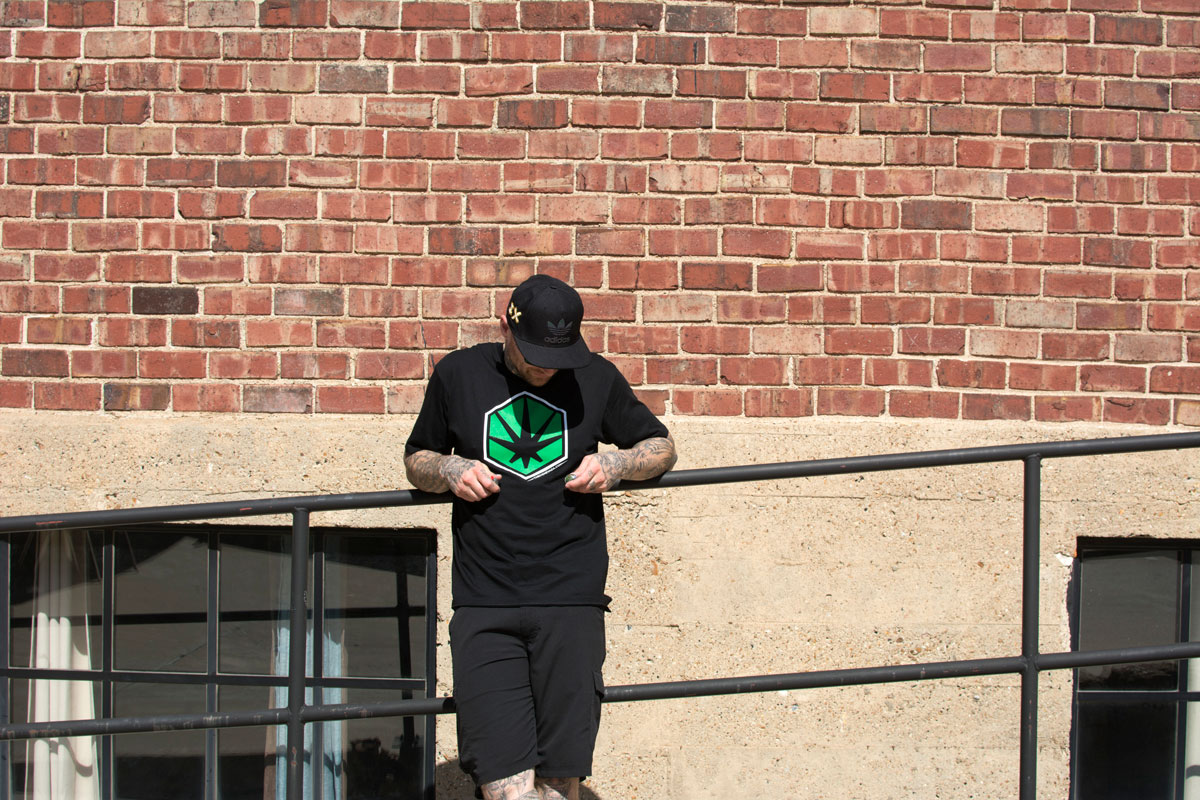blackshirt-man-7-thrive-jun2017-1200px.jpg
