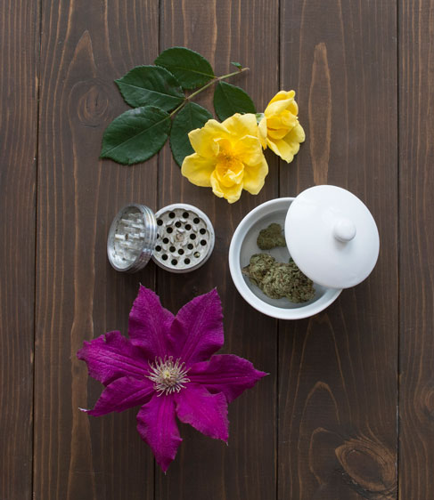 flowers-grinder-bud-thrive.jpg