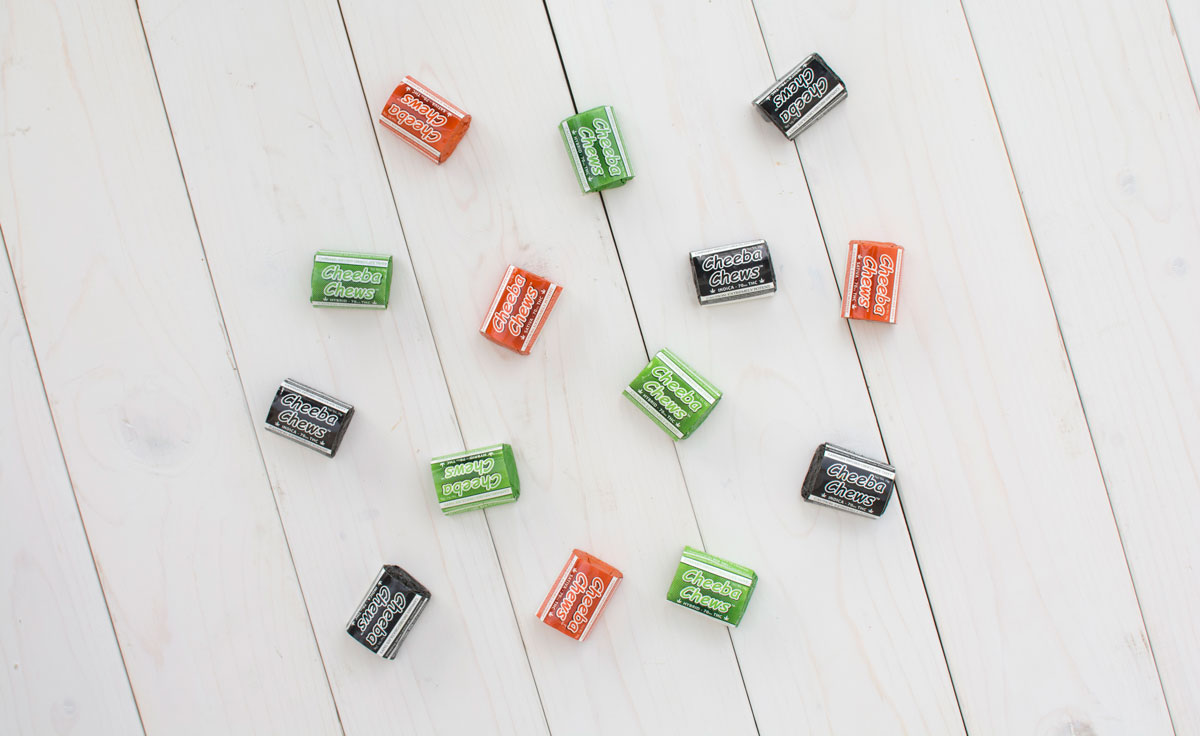 scattered-white-wood-cheebachews.jpg