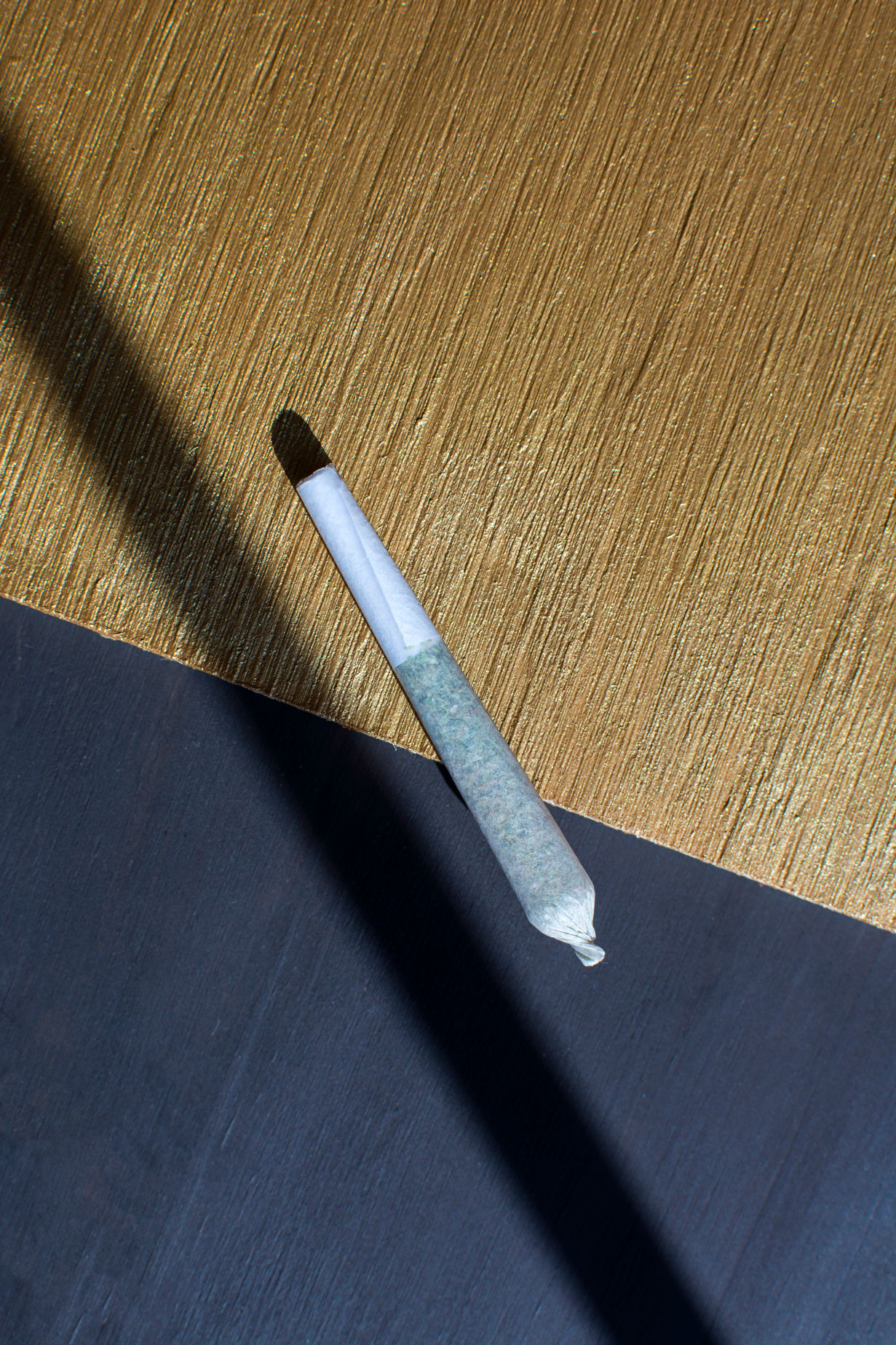 joint-shadow-above-greenandgold.jpg