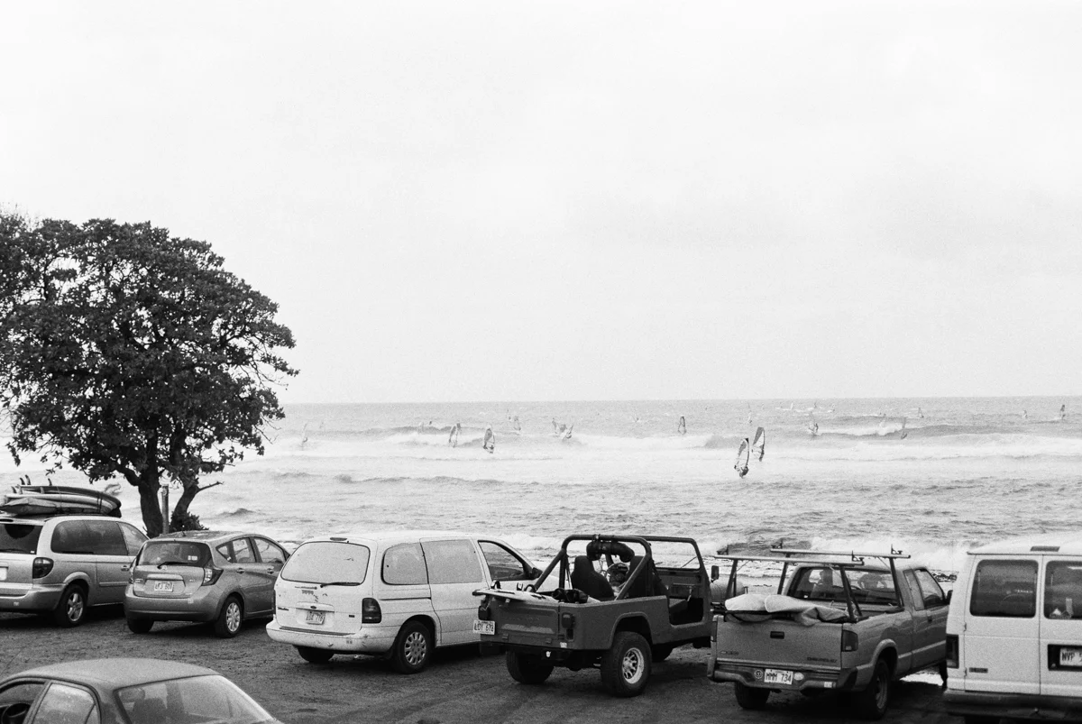 LMS_Maui_Canon300V_Tmax400_web_15-31.jpg
