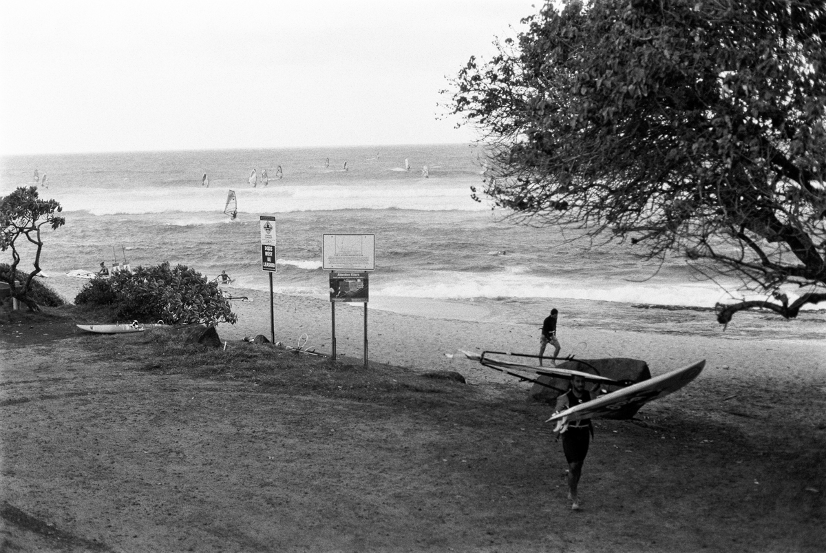 LMS_Maui_Canon300V_Tmax400_web_15-30.jpg
