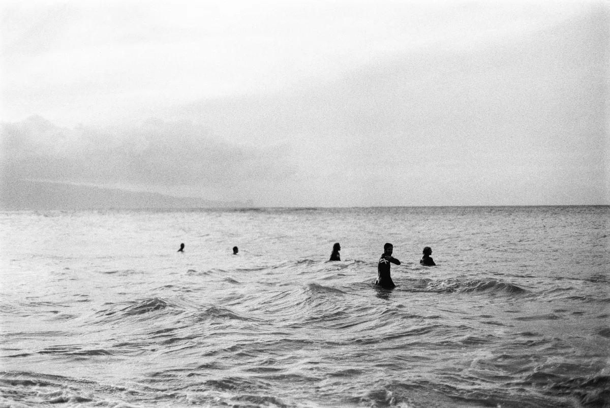 LMS_Maui_Canon300V_Tmax400_web_15-16.jpg