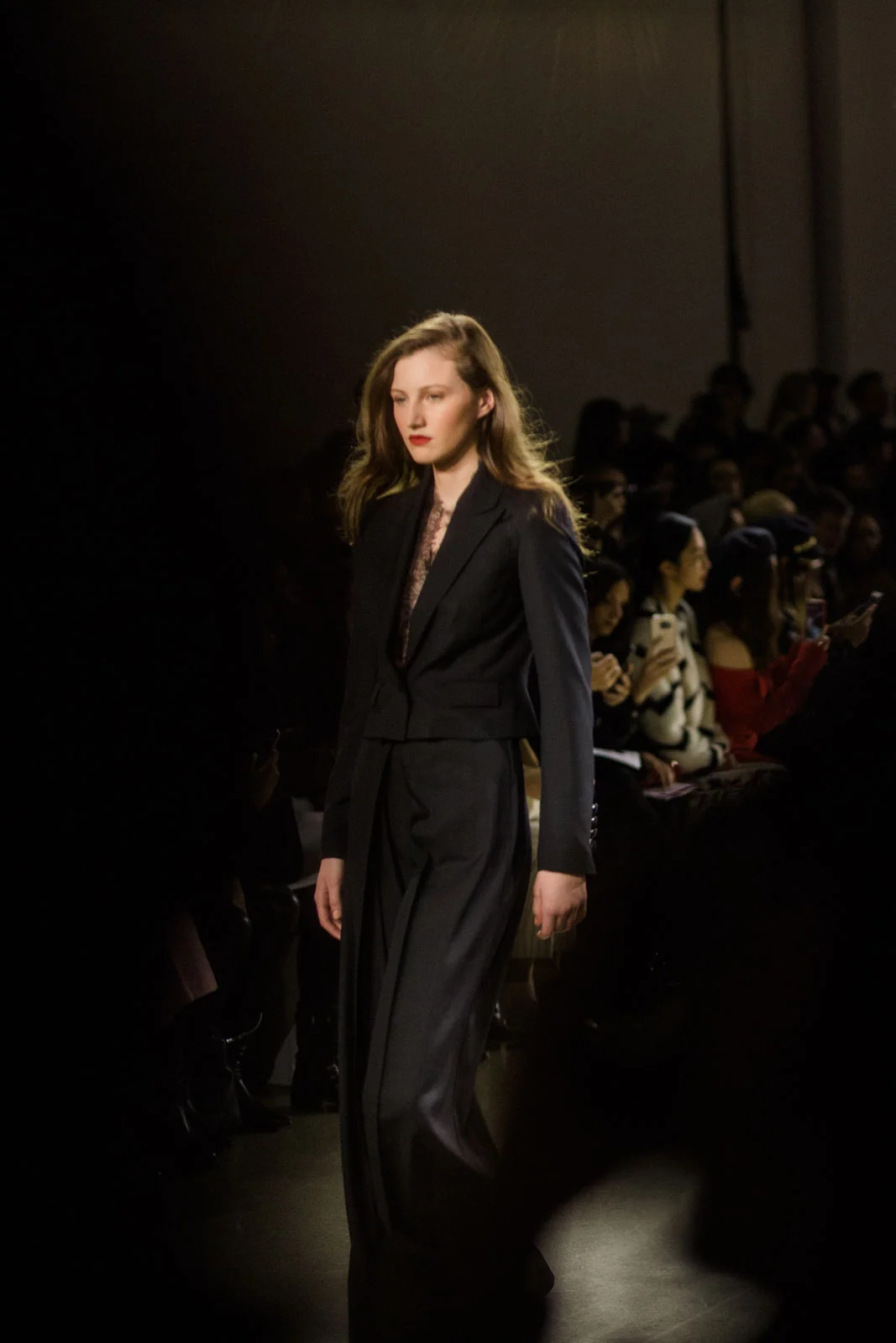 TAORAYWANG_FW18-LucaMercedes-WEB-49.jpg