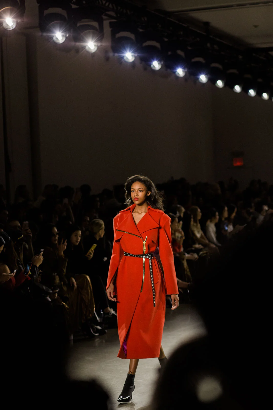 TAORAYWANG_FW18-LucaMercedes-WEB-90.jpg