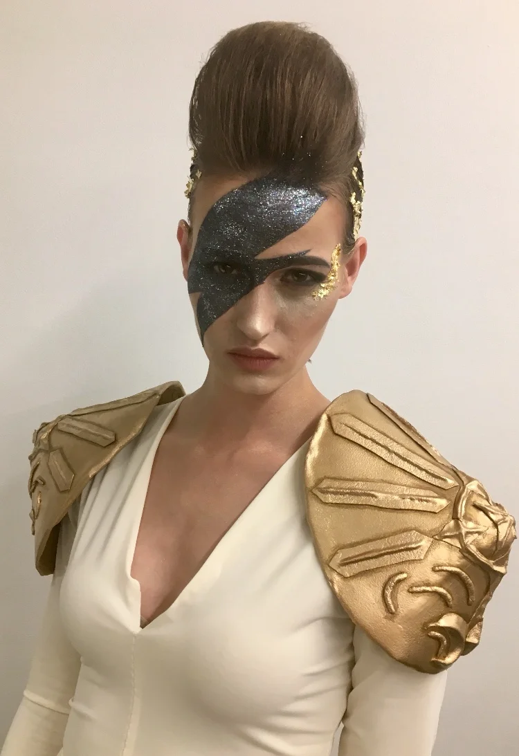Katya backstage "Aladdin Sane"