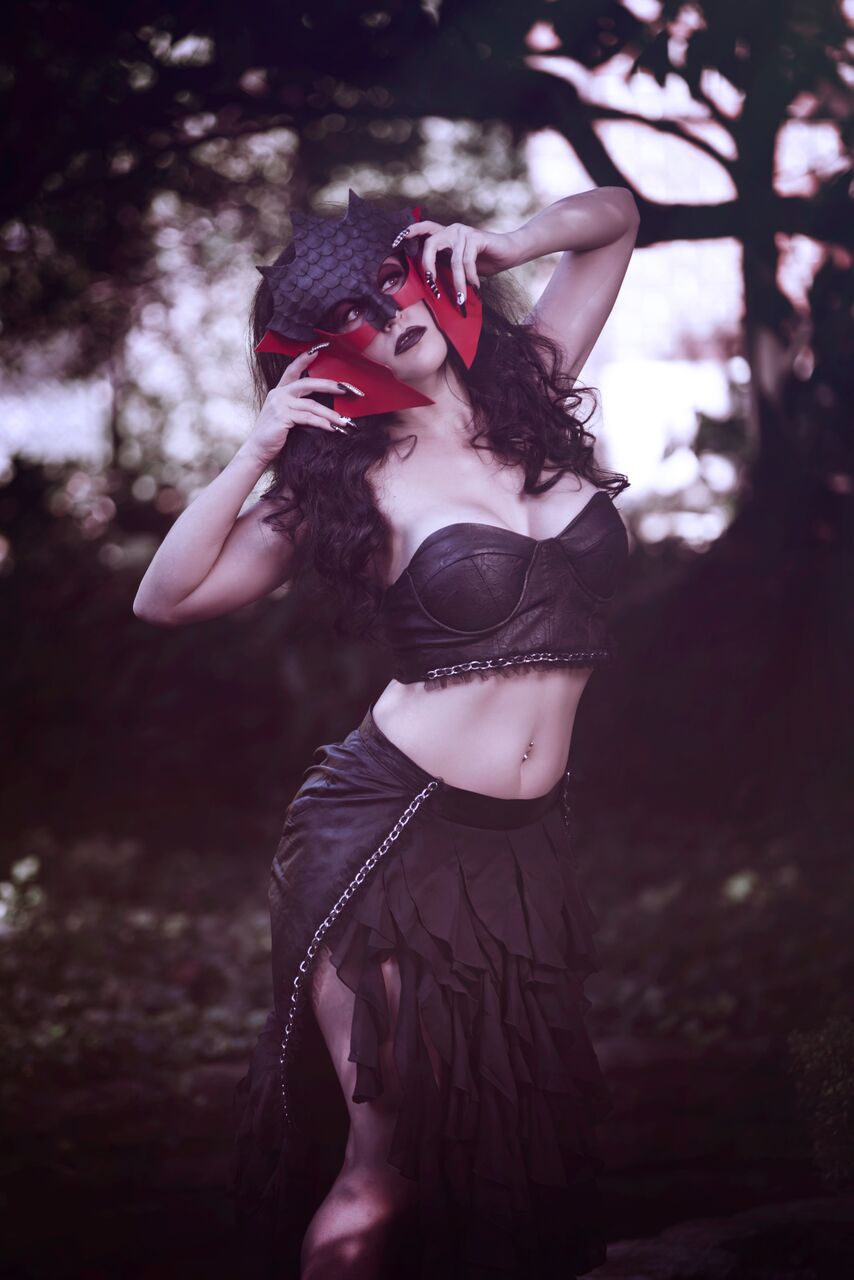 Succubus Incubus photo by Joey Goldsmith