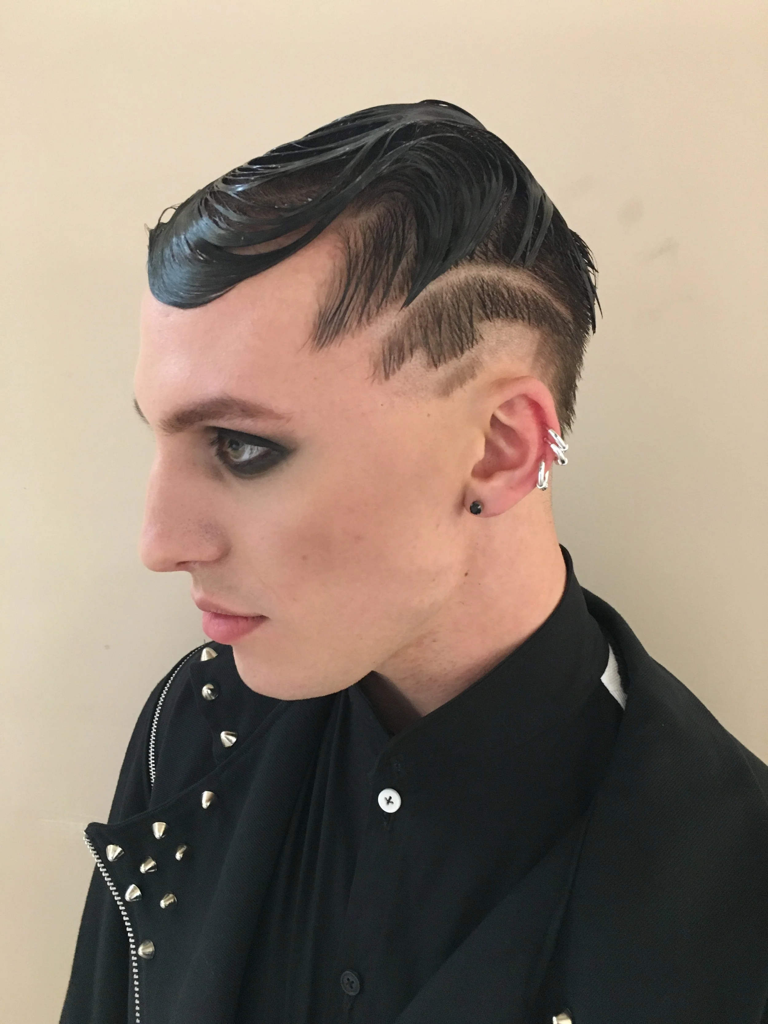 alternate look #2 on Connor, Finger wave profile