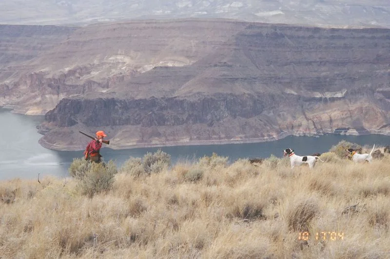 gary_walking_above_owyhee_campground_1.jpg