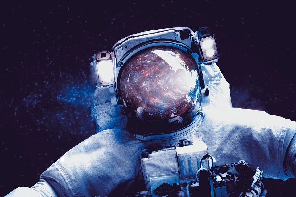astronomy-3161858_960_720.jpg