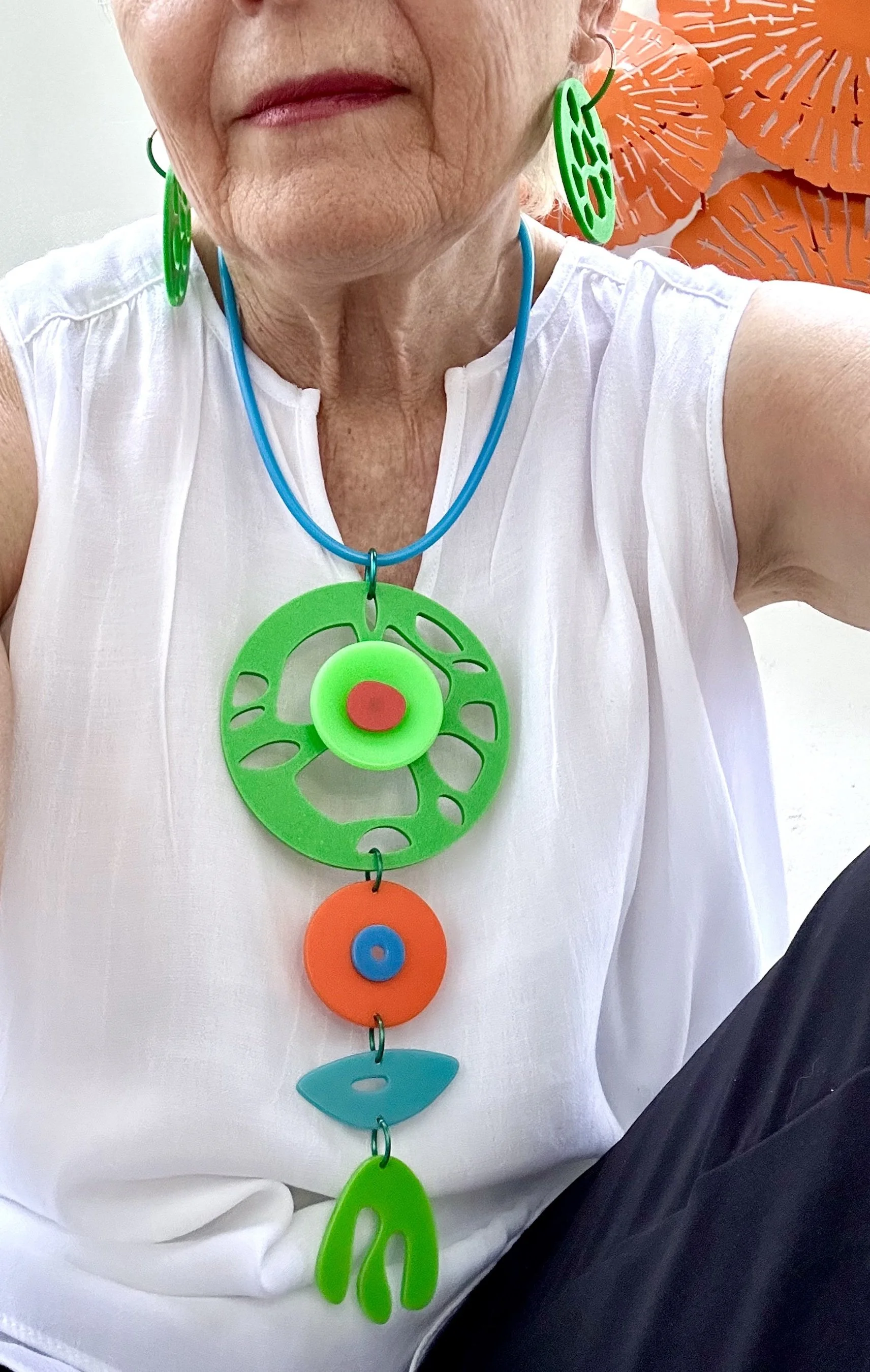 Green disc pendant.jpg