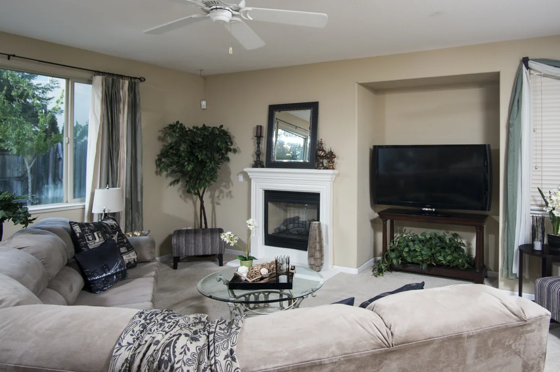 1873 Monterey Pines Roseville CA Renee Nielsen-14.jpg