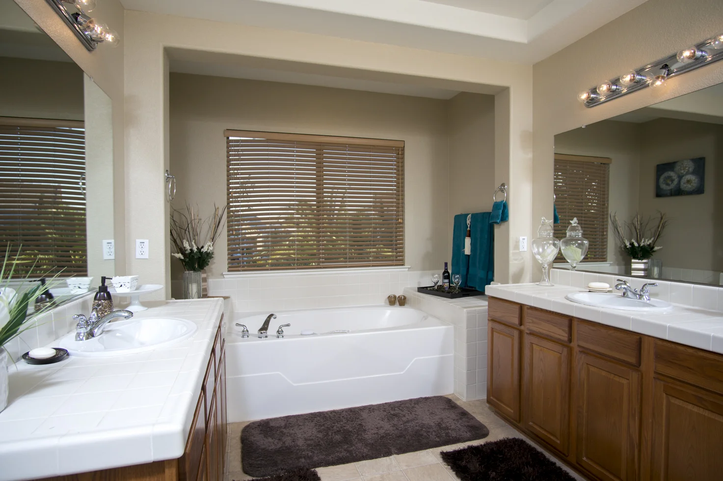 1873 Monterey Pines Roseville CA Renee Nielsen-32.jpg