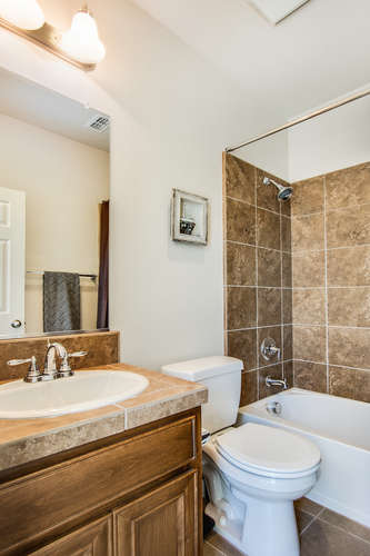 Trentino St Roseville CA 95747-small-014-9-3577 Trentino St-334x500-72dpi.jpg