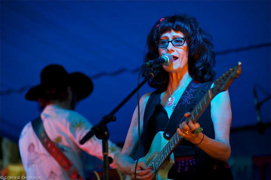 Rosie Flores
