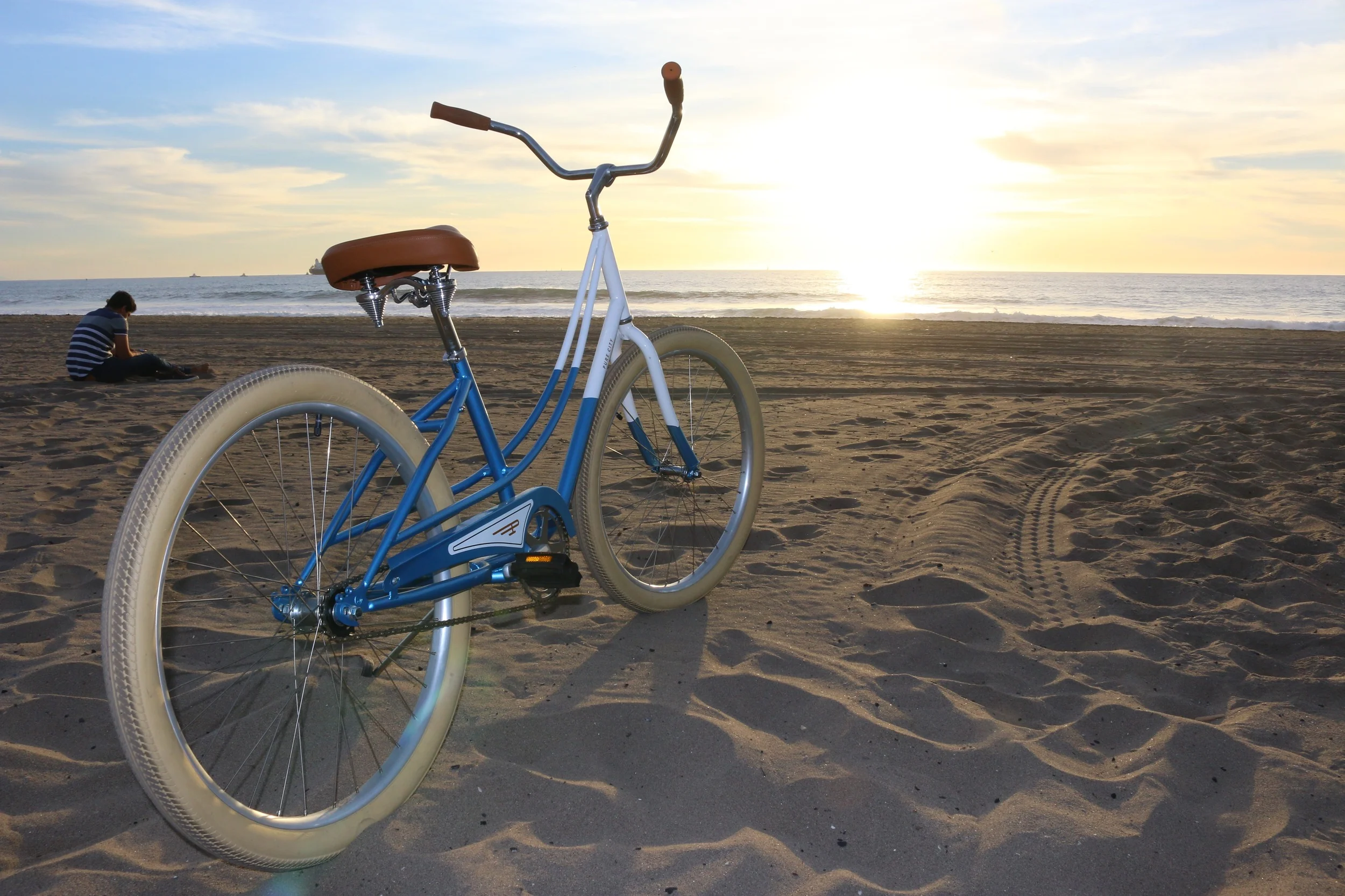 pure city beach cruiser