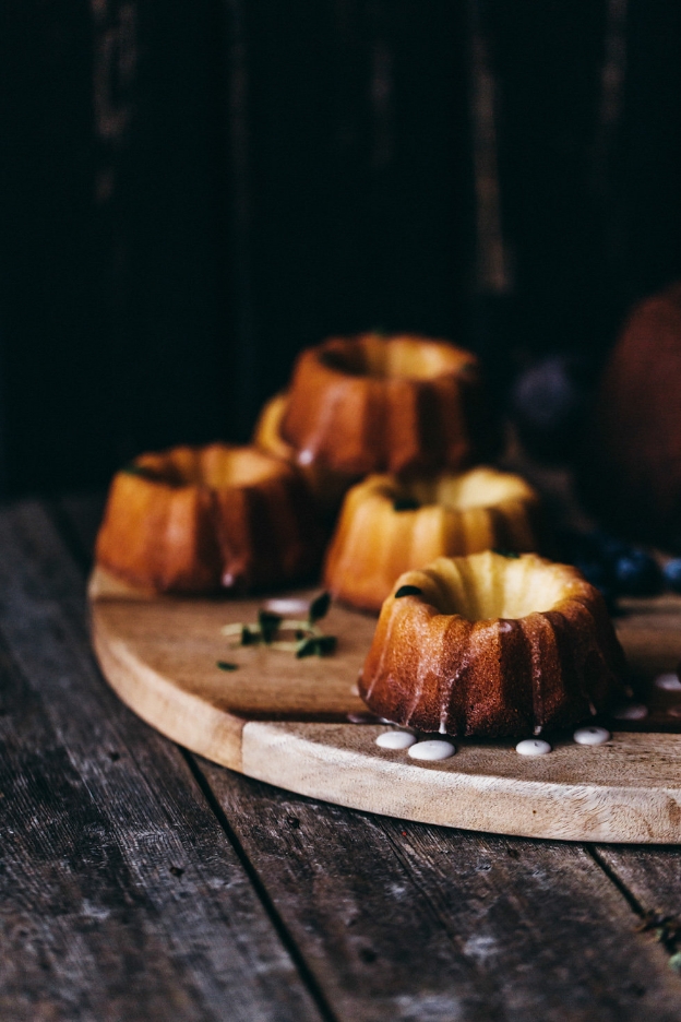 BURNESIDEHALL_AUTUMNSHOOT_LOWRES_PREVIEW-99.jpg