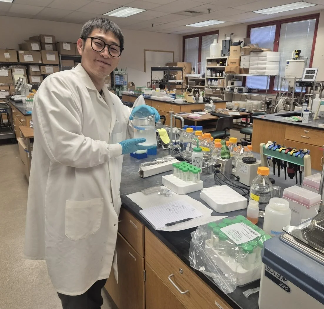 ✨Meet Dr. Sunho Yoon, our researcher of the month of November! 📣
Dr. Sunho Yoon has recently joined our lab as a postdoctoral visiting researcher. He shared about his research background, as well as his experience in our lab so far and future resear