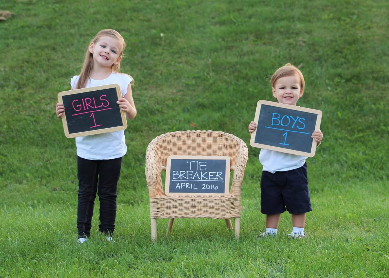 Tie Breaker Pregnancy Announcement