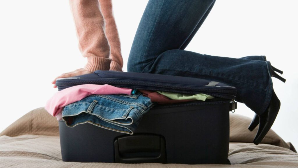 packing-tips-for-bulky-winter-clothes-1024x576.jpg
