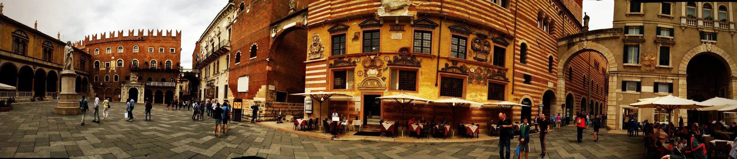 Piazza Dante