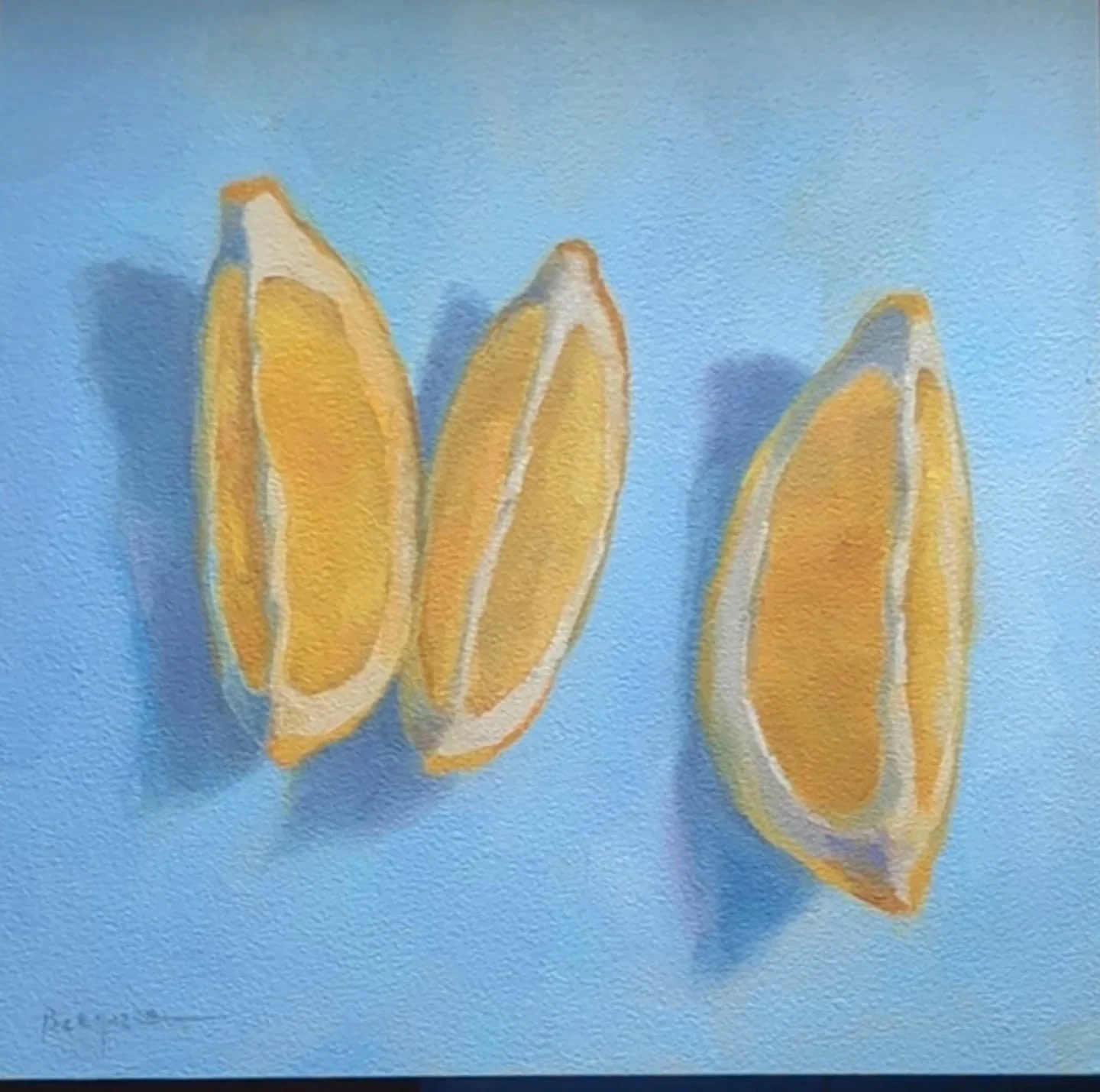 Obsessed with lemons, they just brighten everything up and are so interesting to paint 🍋✨🩷

#painting #stilllifepainting #oilpaintings