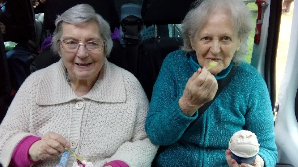 alnwick ice cream.jpg