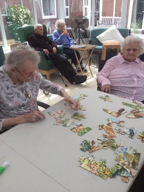 Margaret and Rose at the Gardens