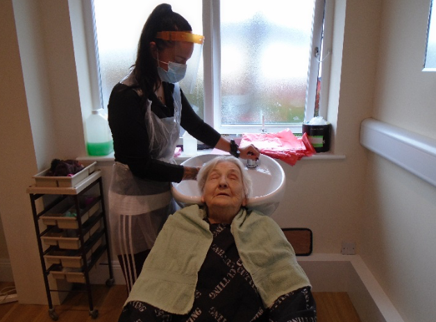 Activities and hairdressers at Castleview